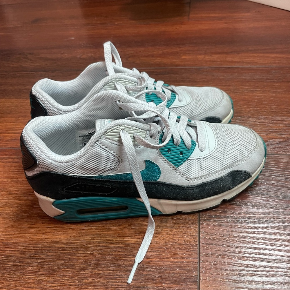 Women’s Nike AirMax 90 Sneakers White and Blue
